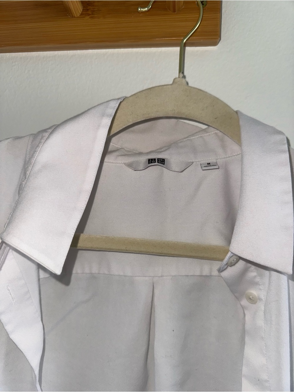 Uniqlo Classic White womens Button-Down Shirt - Picture 3 of 5